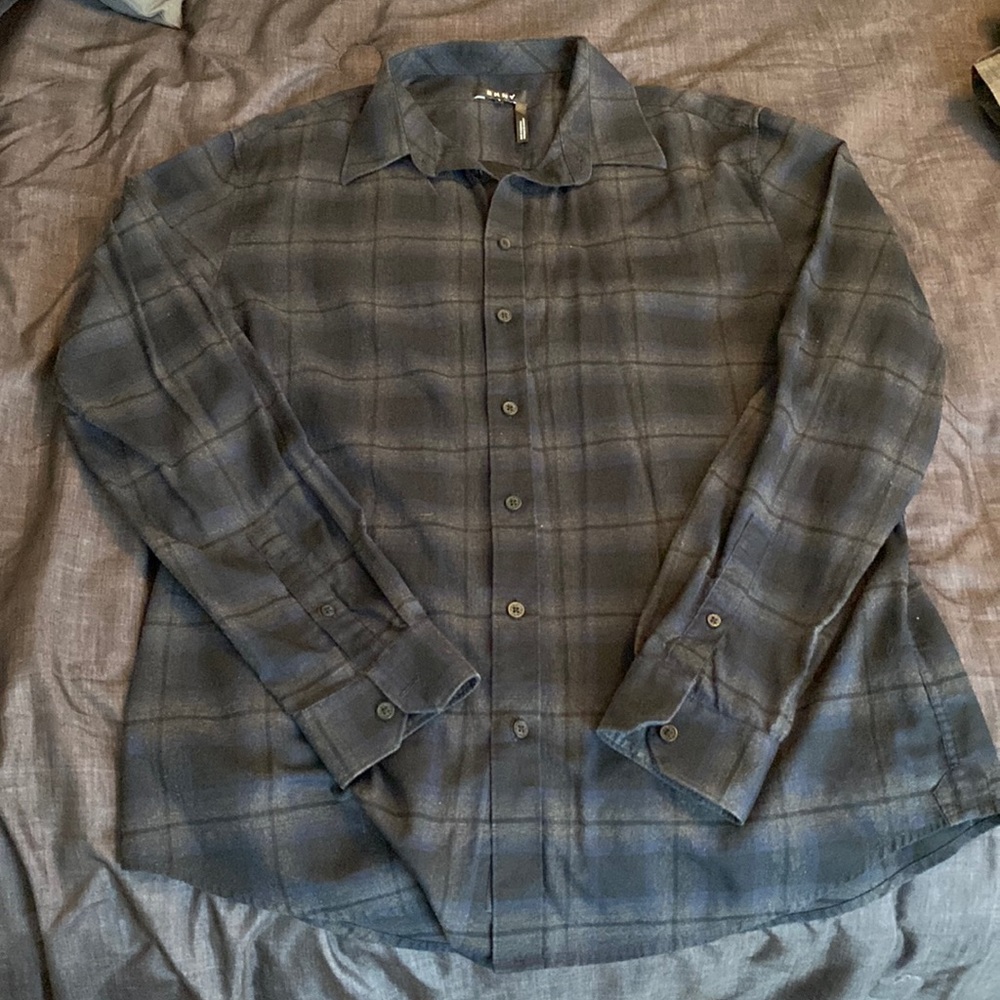 DKNY Men’s Long Sleeve Button Down Shirt
